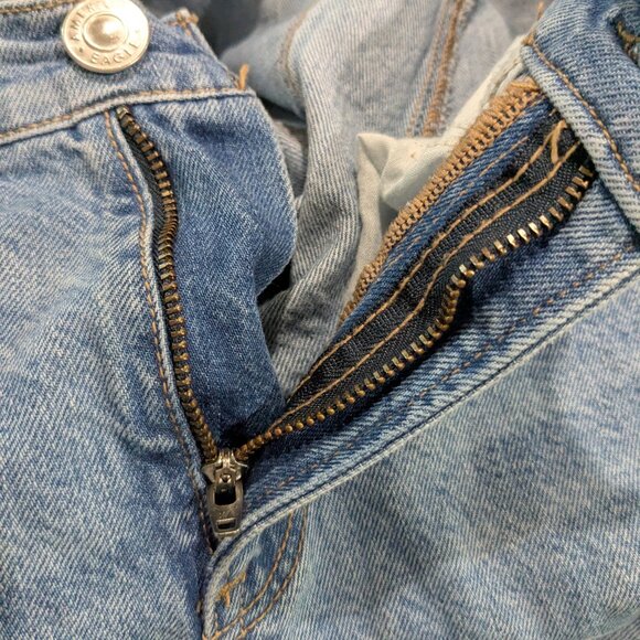 American Eagle Women's '90s Low-Rise Straight Jeans, Size 6 Short, Distressed - Picture 13 of 14